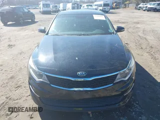 2016 Kia Optima LX Turbo with VIN 5XXGT4L18GG029739, listed as a IAAI auction lot 41496052 with 122,181 mi miles. Bid and sale history available at carsss.com. Image 12.