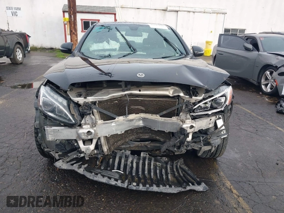 2018 Mercedes-Benz C 300 with VIN 55SWF4JB2JU265097, listed as a IAAI auction lot 40845046 with 100,576 mi miles and . Bid and sale history available at DreamBid. Image 12.