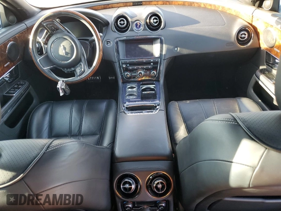 2011 Jaguar XJ with VIN SAJWA1JC0BMV13347, listed as a Copart auction lot 87699375 with Not Provided miles and Salvage Title. Bid and sale history available at DreamBid. Image 8.