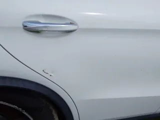 2016 Mercedes-Benz GLE 450 AMG z VIN 4JGED6EB0GA008008, wystawiony jako IAAI lot #42038463 z przebiegiem 159 653 mil mil oraz . Historia ofert i sprzedaży dostępna na DreamBid. Obrazek 19.
