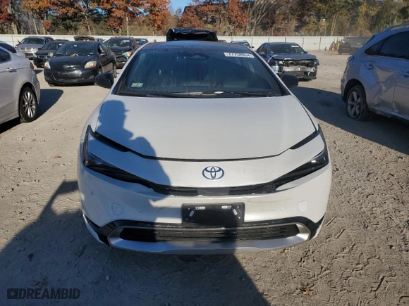 2023 Toyota Prius LE with VIN JTDADABU7P3003338, listed as a Copart auction lot 77758054 with 24,174 mi miles and Salvage Title. Bid and sale history available at carsss.com. Image 5.