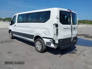 2020 Ford Transit Passenger XL z VIN 1FBAX2Y89LKA23229, wystawiony jako IAAI lot #41937635 z przebiegiem 83 536 mil mil oraz . Historia ofert i sprzedaży dostępna na DreamBid. Obrazek 3.