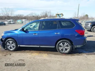 2017 Nissan Pathfinder SV with VIN 5N1DR2MM4HC631842, listed as a IAAI auction lot 41650606 with 148,956 mi miles. Bid and sale history available at carsss.com. Image 15.