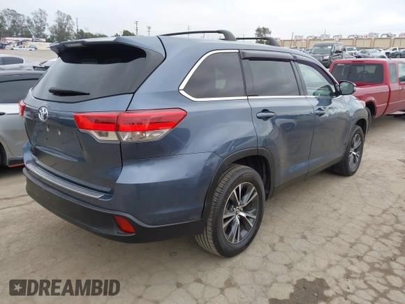 2019 Toyota Highlander LE z VIN 5TDZARFH2KS051554, wystawiony jako IAAI lot #42185481 z przebiegiem 206 754 mil mil oraz . Historia ofert i sprzedaży dostępna na DreamBid. Obrazek 4.