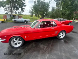 1966 Ford Mustang z VIN 6R07C227780, wystawiony jako Copart lot #60358465 z przebiegiem 81 588 mil mil oraz Czysty tytuł • Clean title. Historia ofert i sprzedaży dostępna na DreamBid. Obrazek 9.