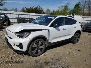 2023 Volvo C40 Plus с VIN YV4ED3GL3P2059521, выставлен на аукционе Copart как лот 54053395 с пробегом 24 902 миль миль и Списание • Salvage title. История ставок и продаж доступна на DreamBid. Изображение 1.