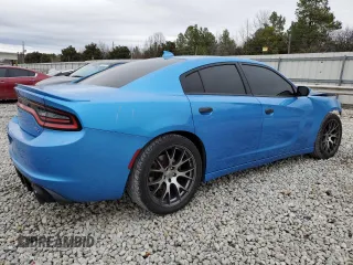 2015 Dodge Charger RT z VIN 2C3CDXCT3FH880085, wystawiony jako Copart lot #44606025 z przebiegiem 105 302 mil mil oraz Szkoda całkowita • Salvage title. Historia ofert i sprzedaży dostępna na DreamBid. Obrazek 3.