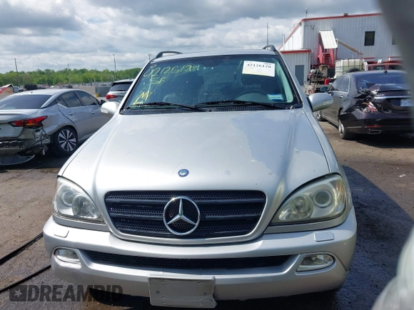 2004 Mercedes-Benz M 3.5L with VIN 4JGAB57E14A508096, listed as a IAAI auction lot 42126128 with 111,596 mi miles. Bid and sale history available at carsss.com. Image 12.