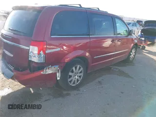 2014 Chrysler Town & Country Touring with VIN 2C4RC1BGXER126894, listed as a IAAI auction lot 41759567 with 150,994 mi miles. Bid and sale history available at carsss.com. Image 4.