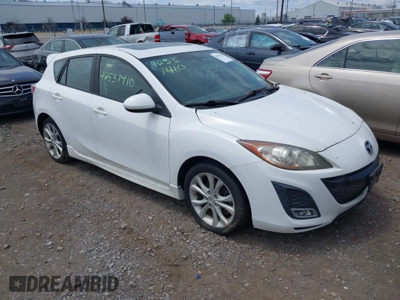 2011 Mazda 3 S Sport z VIN JM1BL1K65B1395135, wystawiony jako IAAI lot #42537410 z przebiegiem 128 628 mil mil oraz . Historia ofert i sprzedaży dostępna na DreamBid. Obrazek 1.