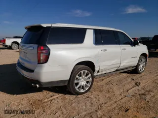 2021 Chevrolet Suburban High Country with VIN 1GNSKGKL5MR135826, listed as a Copart auction lot 82916583 with 58,001 mi miles. Bid and sale history available at carsss.com. Image 3.
