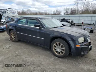 2007 Chrysler 300 Limited with VIN 2C3KK53G77H804265, listed as a Copart auction lot 52898115 with 155,286 mi miles and Clean Title. Bid and sale history available at carsss.com. Image 4.