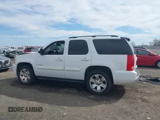 2008 GMC Yukon SLT w/4SB with VIN 1GKFC13J78R156057, listed as a IAAI auction lot 41822580 with 296,954 mi miles. Bid and sale history available at carsss.com. Image 14.