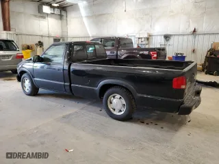 2003 GMC Sonoma SLS with VIN 1GTCS14X938267079, listed as a Copart auction lot 89083215 with 146,335 mi miles and Clean Title. Bid and sale history available at carsss.com. Image 2.