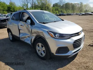 2020 Chevrolet Trax LT with VIN KL7CJLSB2LB002350, listed as a Copart auction lot 56916445 with 98,534 mi miles and Non repairable. Bid and sale history available at DreamBid. Image 4.