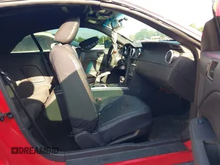 2007 Ford Mustang Deluxe with VIN 1ZVFT84N475265746, listed as a IAAI auction lot 42644799 with 158,830 mi miles and . Bid and sale history available at DreamBid. Image 5.