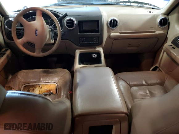 2005 Ford Expedition Eddie Bauer z VIN 1FMFU17565LA75969, wystawiony jako Copart lot #42713195 z przebiegiem 171 427 mil mil oraz Szkoda całkowita • Salvage title. Historia ofert i sprzedaży dostępna na DreamBid. Obrazek 8.