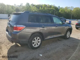 2013 Toyota Highlander with VIN 5TDZK3EH3DS105149, listed as a Copart auction lot 50462015 with 153,359 mi miles and Salvage Title. Bid and sale history available at carsss.com. Image 3.