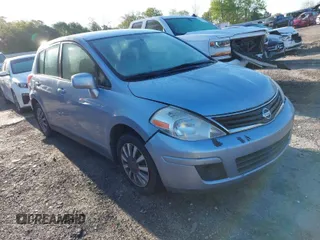 2011 Nissan Versa 1.8 S with VIN 3N1BC1CPXBL399426, listed as a IAAI auction lot 41987467 with 220,321 mi miles. Bid and sale history available at carsss.com. Image 1.