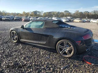 2011 Audi R8 z VIN WUAVNAFG5BN000537, wystawiony jako Copart lot #79313334 z przebiegiem Nie podano mil oraz Szkody całkowita. Historia ofert i sprzedaży dostępna na DreamBid. Obrazek 2.
