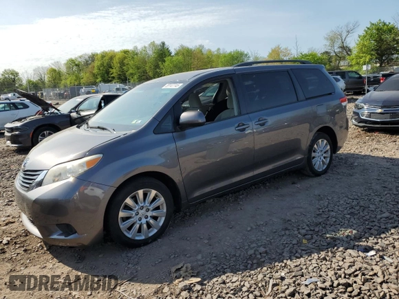 2014 Toyota Sienna LE with VIN 5TDJK3DC0ES080201, listed as a Copart auction lot 55147745 with 133,216 mi miles and Salvage Title. Bid and sale history available at DreamBid. Image 1.