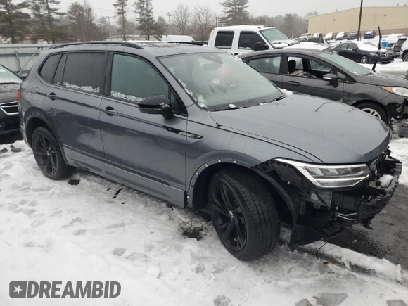 2023 Volkswagen Tiguan SE R-Line Black with VIN 3VV8B7AX2PM108307, listed as a Copart auction lot 43910665 with 21,448 mi miles and Salvage Title. Bid and sale history available at DreamBid. Image 4.