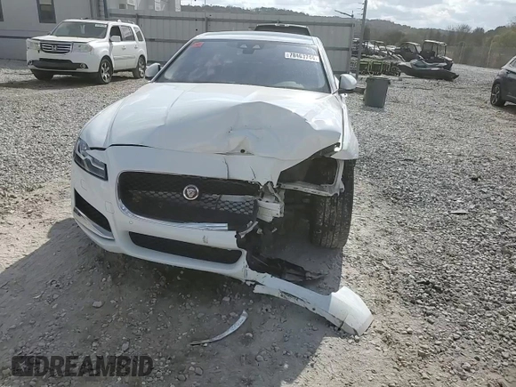 2018 Jaguar XF 25t Premium with VIN SAJBJ4FX1JCY59486, listed as a Copart auction lot 78463744 with 126,214 mi miles and Salvage Title. Bid and sale history available at carsss.com. Image 11.