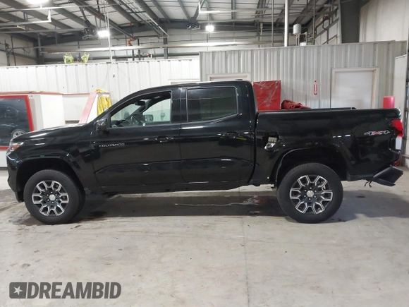 2024 Chevrolet Colorado 4WD LT with VIN 1GCPTCEK2R1120066, listed as a IAAI auction lot 41218173 with Not provided miles and . Bid and sale history available at DreamBid. Image 15.