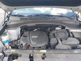 2016 Hyundai Santa Fe z VIN 5XYZT3LB9GG368906, wystawiony jako IAAI lot #42083613 z przebiegiem 83 064 mil mil oraz . Historia ofert i sprzedaży dostępna na DreamBid. Obrazek 10.