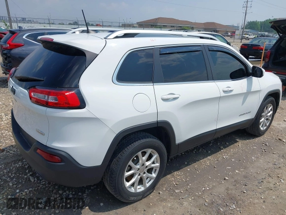 2016 Jeep Cherokee Latitude with VIN 1C4PJMCB8GW148470, listed as a IAAI auction lot 42415483 with 146,427 mi miles and . Bid and sale history available at DreamBid. Image 4.