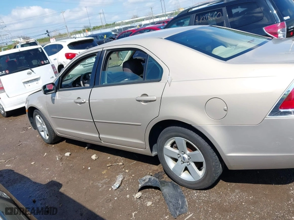 2006 Ford Fusion SE with VIN 3FAFP07136R145875, listed as a IAAI auction lot 42002046 with 67,247 mi miles. Bid and sale history available at carsss.com. Image 14.