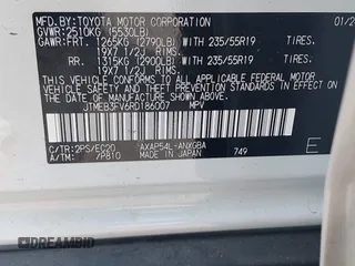2024 Toyota RAV4 XSE with VIN JTMEB3FV6RD186007, listed as a IAAI auction lot 42405033 with 3,170 mi miles and . Bid and sale history available at DreamBid. Image 9.
