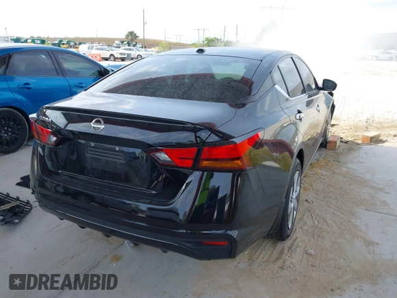 2020 Nissan Altima S z VIN 1N4BL4BV0LC263355, wystawiony jako IAAI lot #42203168 z przebiegiem 113 096 mil mil oraz . Historia ofert i sprzedaży dostępna na DreamBid. Obrazek 4.
