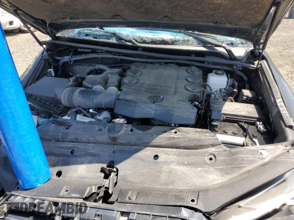2024 Toyota 4Runner SR5 with VIN JTEMU5JR5R6215525, listed as a Copart auction lot 59391125 with 13,084 mi miles and Salvage title. Bid and sale history available at DreamBid. Image 12.
