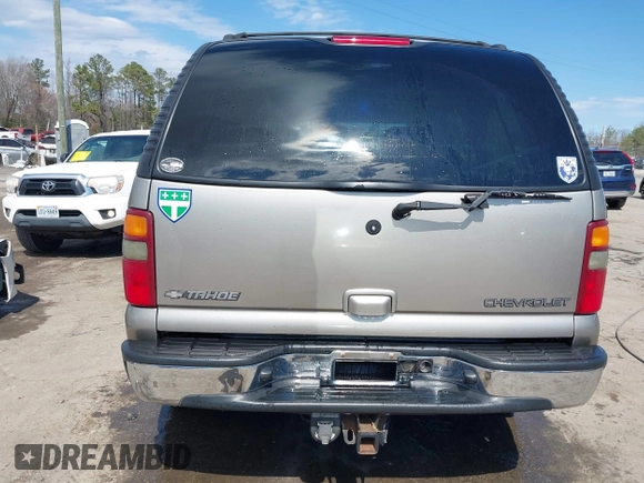 2002 Chevrolet Tahoe Z71 with VIN 1GNEK13Z32R237152, listed as a IAAI auction lot 41855170 with 141,637 mi miles. Bid and sale history available at carsss.com. Image 16.