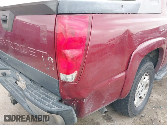 2005 Chevrolet Avalanche LS with VIN 3GNEC12Z85G216543, listed as a IAAI auction lot 41518673 with 277,178 mi miles and . Bid and sale history available at DreamBid. Image 12.