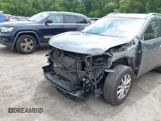 2017 Nissan Rogue S z VIN KNMAT2MVXHP609693, wystawiony jako IAAI lot #42342848 z przebiegiem 107 400 mil mil oraz . Historia ofert i sprzedaży dostępna na DreamBid. Obrazek 6.