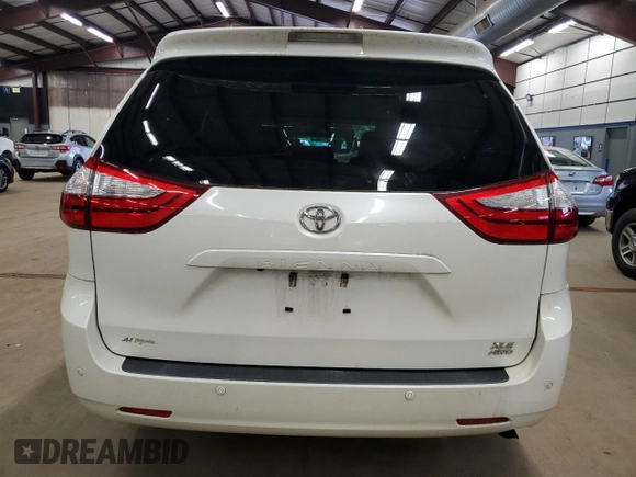 2016 Toyota Sienna Limited z VIN 5TDDK3DC1GS129633, wystawiony jako Copart lot #60228475 z przebiegiem 168 780 mil mil oraz Czysty tytuł • Clean title. Historia ofert i sprzedaży dostępna na DreamBid. Obrazek 6.