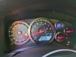 2017 Nissan GT-R Premium z VIN JN1AR5EFXHM820159, wystawiony jako Copart lot #76154764 z przebiegiem 33 175 mil mil oraz Nie do naprawy • Non repairable. Historia ofert i sprzedaży dostępna na DreamBid. Obrazek 9.