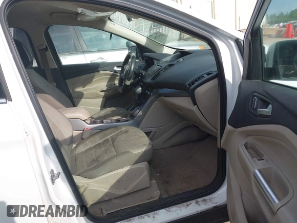 2015 Ford Escape SE with VIN 1FMCU0G93FUC64915, listed as a IAAI auction lot 42091886 with 248,571 mi miles. Bid and sale history available at carsss.com. Image 5.