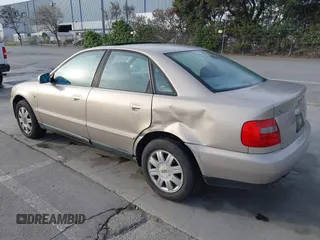 1998 Audi A4 с VIN WAUCB28D5WA136585, выставлен на аукционе IAAI как лот 41713516 с пробегом 219 677 миль миль и . История ставок и продаж доступна на DreamBid. Изображение 3.