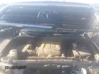 2013 Toyota Tundra 4WD Truck with VIN 5TFDW5F11DX280229, listed as a IAAI auction lot 41748326 with 183,953 mi miles. Bid and sale history available at carsss.com. Image 10.
