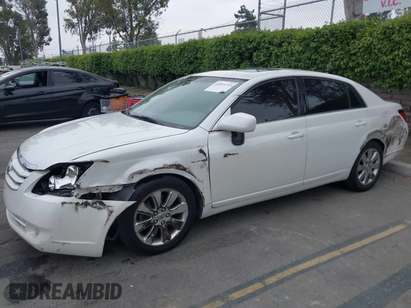 2007 Toyota Avalon XL with VIN 4T1BK36B67U245980, listed as a IAAI auction lot 42093193 with 272,108 mi miles. Bid and sale history available at carsss.com. Image 6.