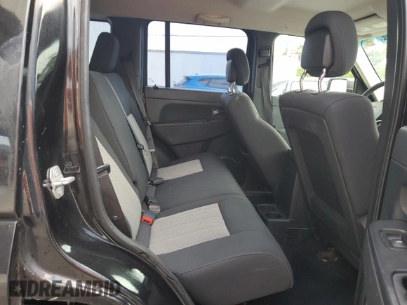 2010 Jeep Liberty Sport with VIN 1J4PN2GK3AW105918, listed as a Copart auction lot 63023885 with 199,366 mi miles and Salvage title. Bid and sale history available at DreamBid. Image 11.