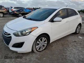 2014 Hyundai Elantra GT with VIN KMHD35LH8EU203222, listed as a Copart auction lot 76104834 with 160,432 mi miles and Clean Title. Bid and sale history available at carsss.com. Image 1.