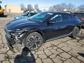 2022 Kia EV6 Light with VIN KNDC34LB5N5044837, listed as a Copart auction lot 45802735 with 48,681 mi miles and Salvage Title. Bid and sale history available at carsss.com. Image 1.