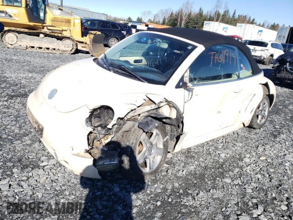2005 Volkswagen Beetle with VIN 3VWCM21Y15M311018, listed as a Copart auction lot 77611914 with 187,498 mi miles and Salvage Title. Bid and sale history available at DreamBid. Image 1.