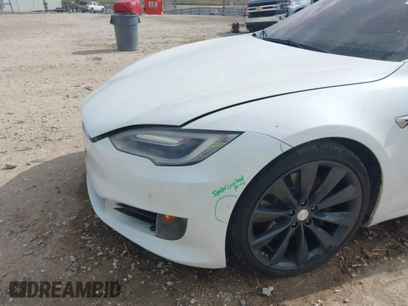 2017 Tesla Model S 100D z VIN 5YJSA1E29HF204797, wystawiony jako IAAI lot #41760296 z przebiegiem 92 587 mil mil oraz . Historia ofert i sprzedaży dostępna na DreamBid. Obrazek 6.