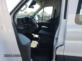2023 Ford Transit Passenger XL z VIN 1FBAX9C86PKA70756, wystawiony jako IAAI lot #42731060 z przebiegiem 23 399 mil mil oraz . Historia ofert i sprzedaży dostępna na DreamBid. Obrazek 16.