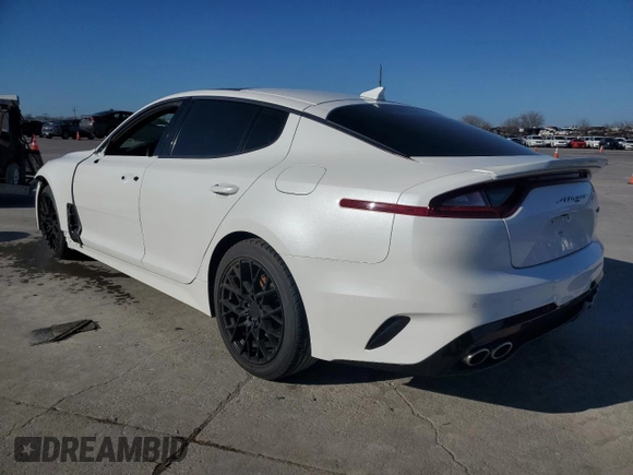 2020 Kia Stinger GT-Line with VIN KNAE15LA6L6082285, listed as a Copart auction lot 87646125 with 44,130 mi miles and Clean Title. Bid and sale history available at DreamBid. Image 2.